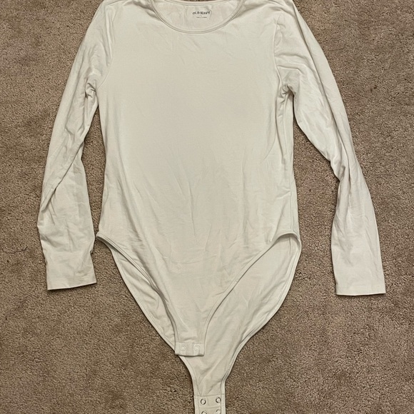 Old Navy Simple White Long Sleeve Bodysuit Size Large - Picture 1 of 3